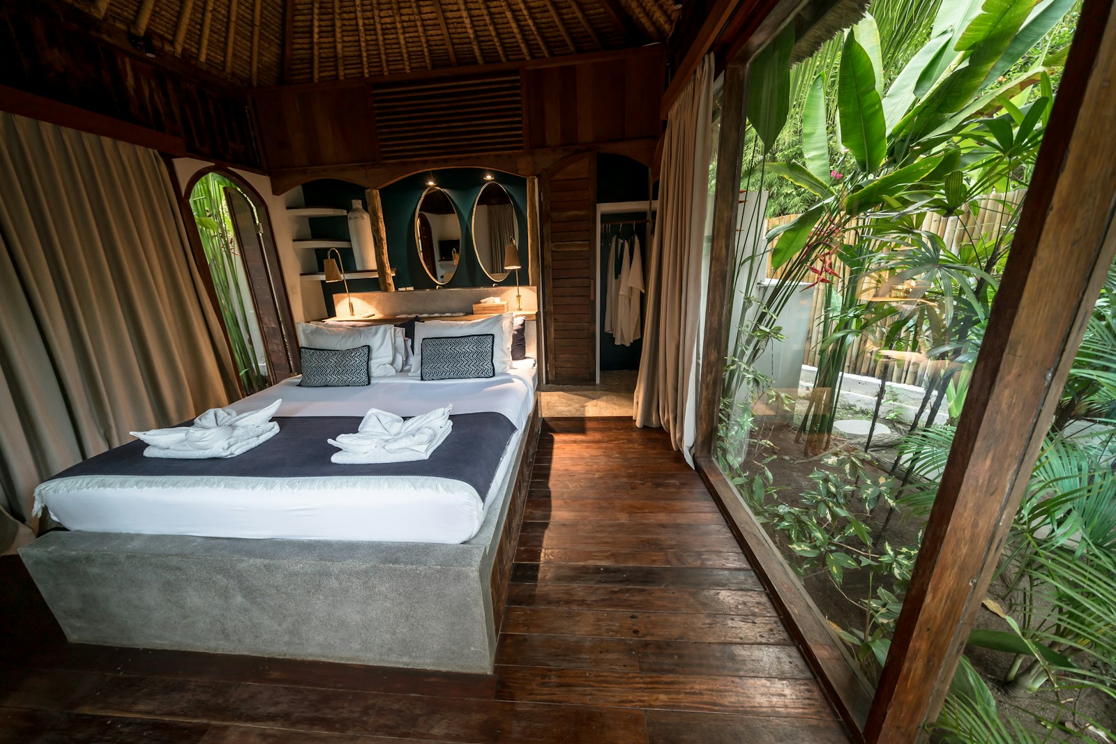 Cozy villa bedroom photographed for Airbnb listing optimization